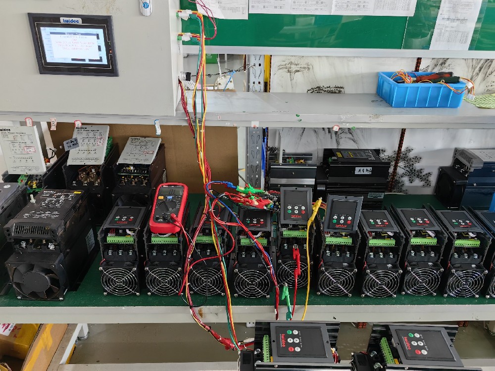 当电力调解器需要频仍切换事情模式时，，，，，响应时间过长影响生产效率，，，，，怎样优化设置来加速切换速率？？？？